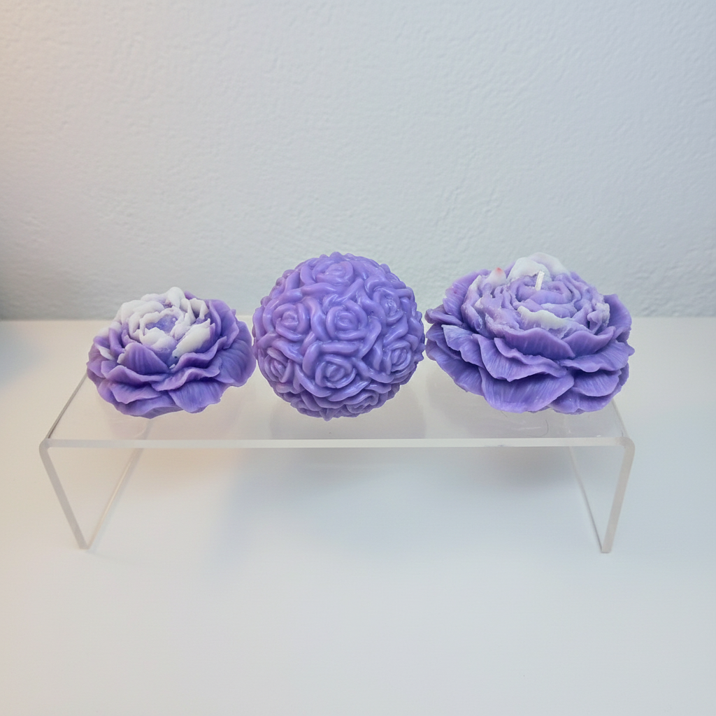 Colección 2 Rosas 1 Esfera
 Fragancia Lavanda-Violeta
Set-4.64 oz aprox
   L-aprox 2.32 oz
   Esfera-aprox 1.41  
   S-aprox 0.93